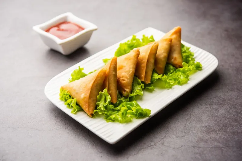 Samoussa , SAINT PIERRE, Le Lindasy